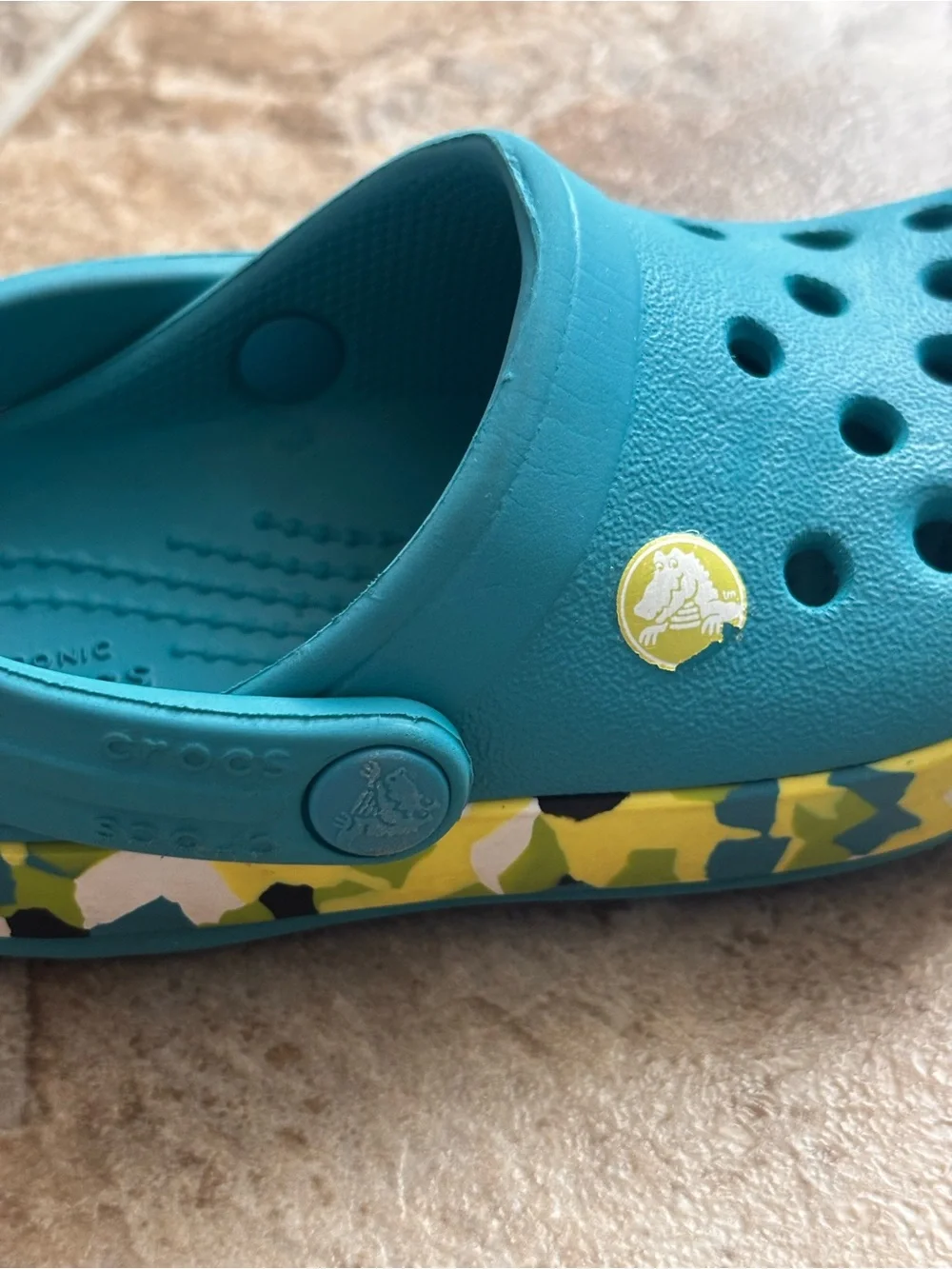 Kid’s Marbled Bottom Crocband Clog Toddler Size 6